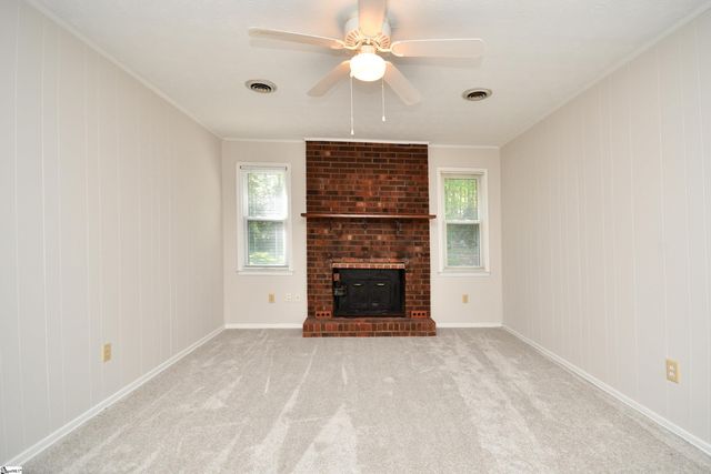 44 Charterhouse Avenue, Piedmont, SC 29673