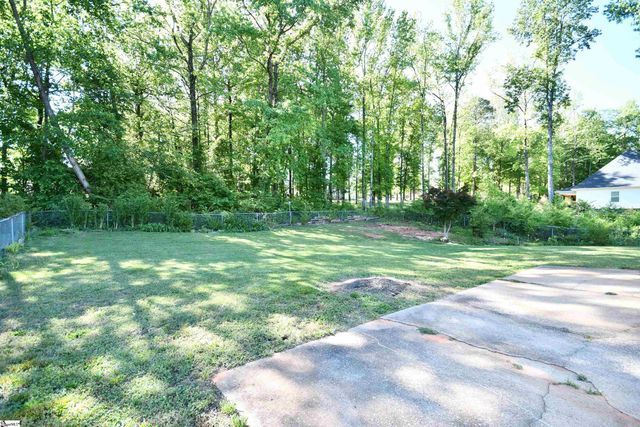 44 Charterhouse Avenue, Piedmont, SC 29673