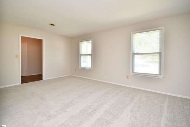 44 Charterhouse Avenue, Piedmont, SC 29673