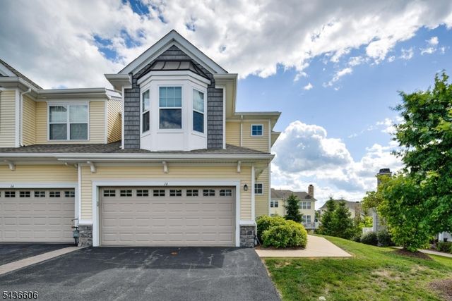 14 Lupine Ln, Allamuchy Twp., NJ 07840