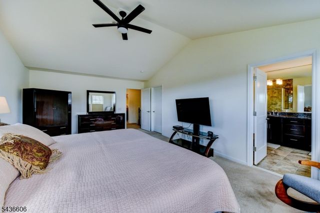 14 Lupine Ln, Allamuchy Twp., NJ 07840