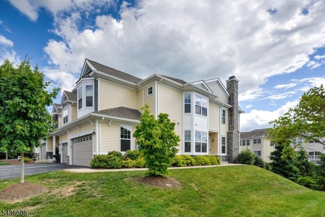 14 Lupine Ln, Allamuchy Twp., NJ 07840