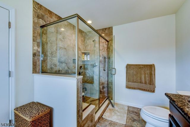 14 Lupine Ln, Allamuchy Twp., NJ 07840