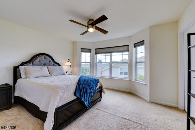 14 Lupine Ln, Allamuchy Twp., NJ 07840