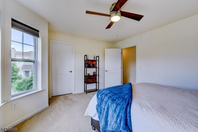 14 Lupine Ln, Allamuchy Twp., NJ 07840