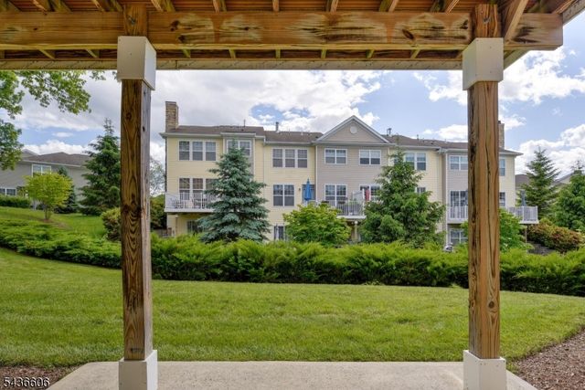 14 Lupine Ln, Allamuchy Twp., NJ 07840