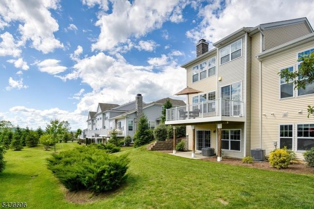 14 Lupine Ln, Allamuchy Twp., NJ 07840