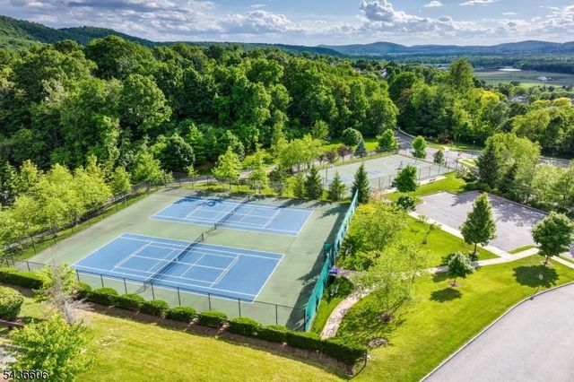 14 Lupine Ln, Allamuchy Twp., NJ 07840