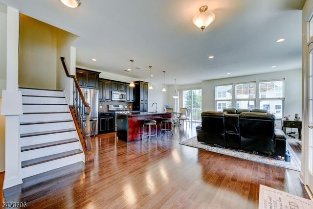 14 Lupine Ln, Allamuchy Twp., NJ 07840
