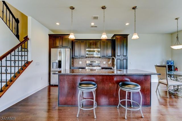 14 Lupine Ln, Allamuchy Twp., NJ 07840