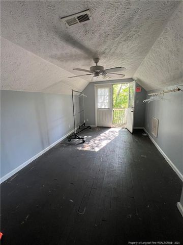 333 Hawley Lane, Fayetteville, NC 28301