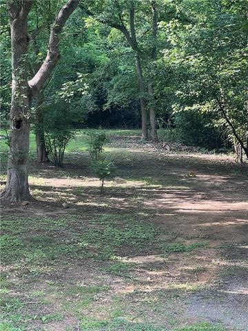 333 Hawley Lane, Fayetteville, NC 28301