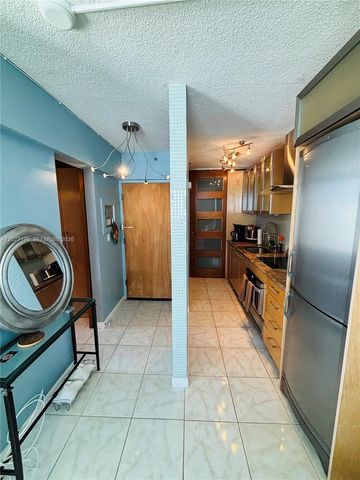 1255 Collins Avenue 608, Miami Beach, FL 33139