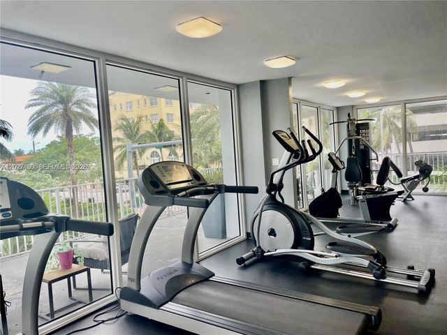 1255 Collins Avenue 608, Miami Beach, FL 33139