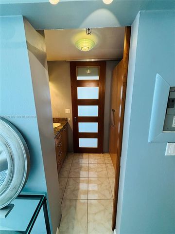 1255 Collins Avenue 608, Miami Beach, FL 33139