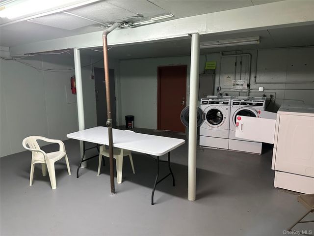 156 Parkside Drive 156, Suffern, NY 10901