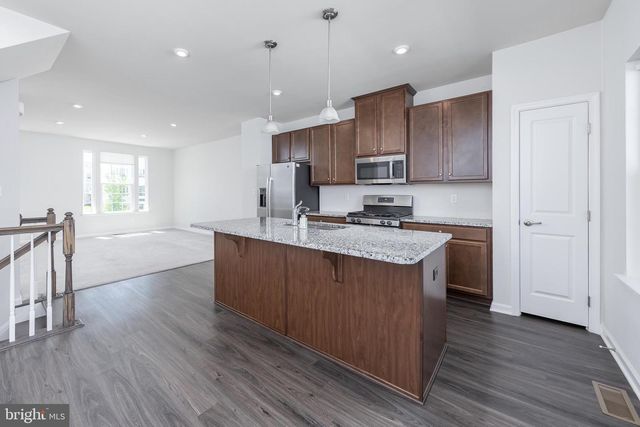 201 DALTON DR, Woolwich Twp, NJ 08085