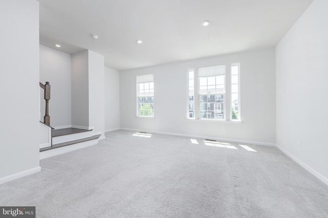 201 DALTON DR, Woolwich Twp, NJ 08085
