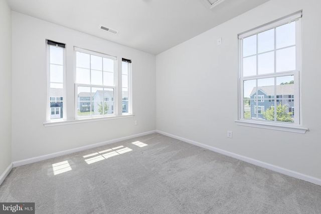 201 DALTON DR, Woolwich Twp, NJ 08085