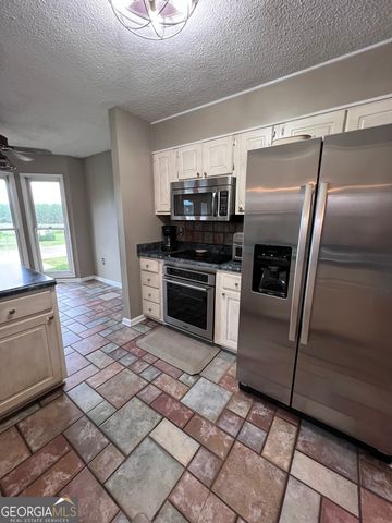 879 Old Toomsboro Road, Dublin, GA 31021