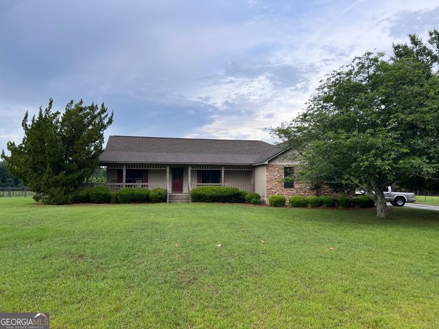 879 Old Toomsboro Road, Dublin, GA 31021