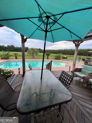 879 Old Toomsboro Road, Dublin, GA 31021