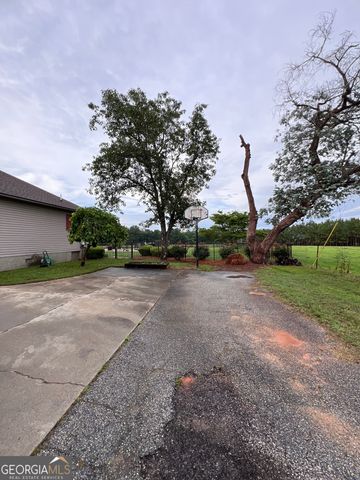 879 Old Toomsboro Road, Dublin, GA 31021
