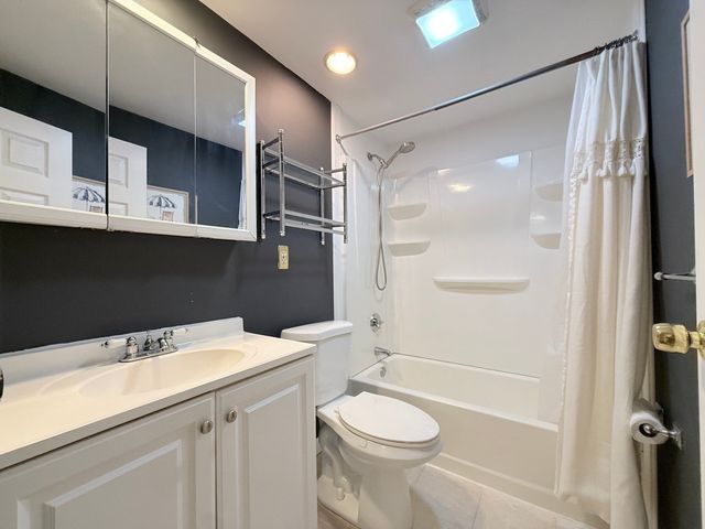 31 Trudy 31, Brockton, MA 02301