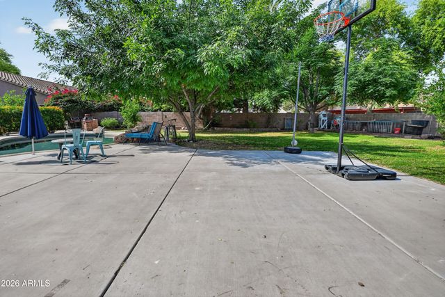 1414 S SANDSTONE Street S, Gilbert, AZ 85296