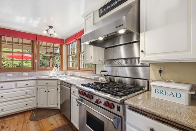 135 Rancho Rio Avenue, Ben Lomond, CA 95005