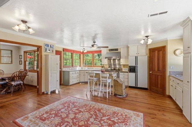 135 Rancho Rio Avenue, Ben Lomond, CA 95005