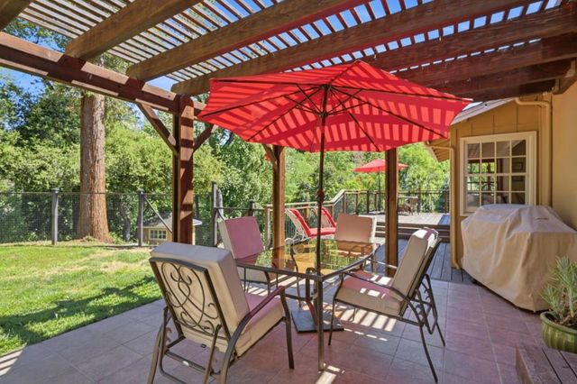 135 Rancho Rio Avenue, Ben Lomond, CA 95005