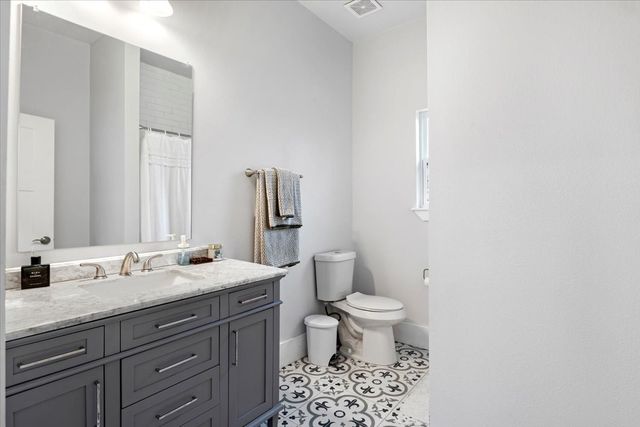 2200 N Beaton Street, Corsicana, TX 75110