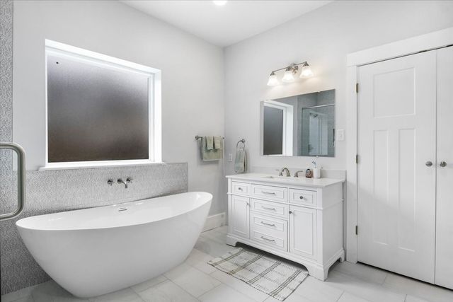 2200 N Beaton Street, Corsicana, TX 75110