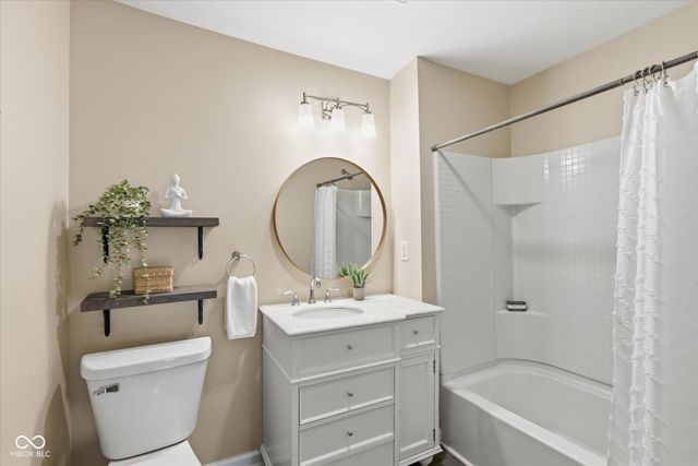 632 E 61st Street, Indianapolis, IN 46220