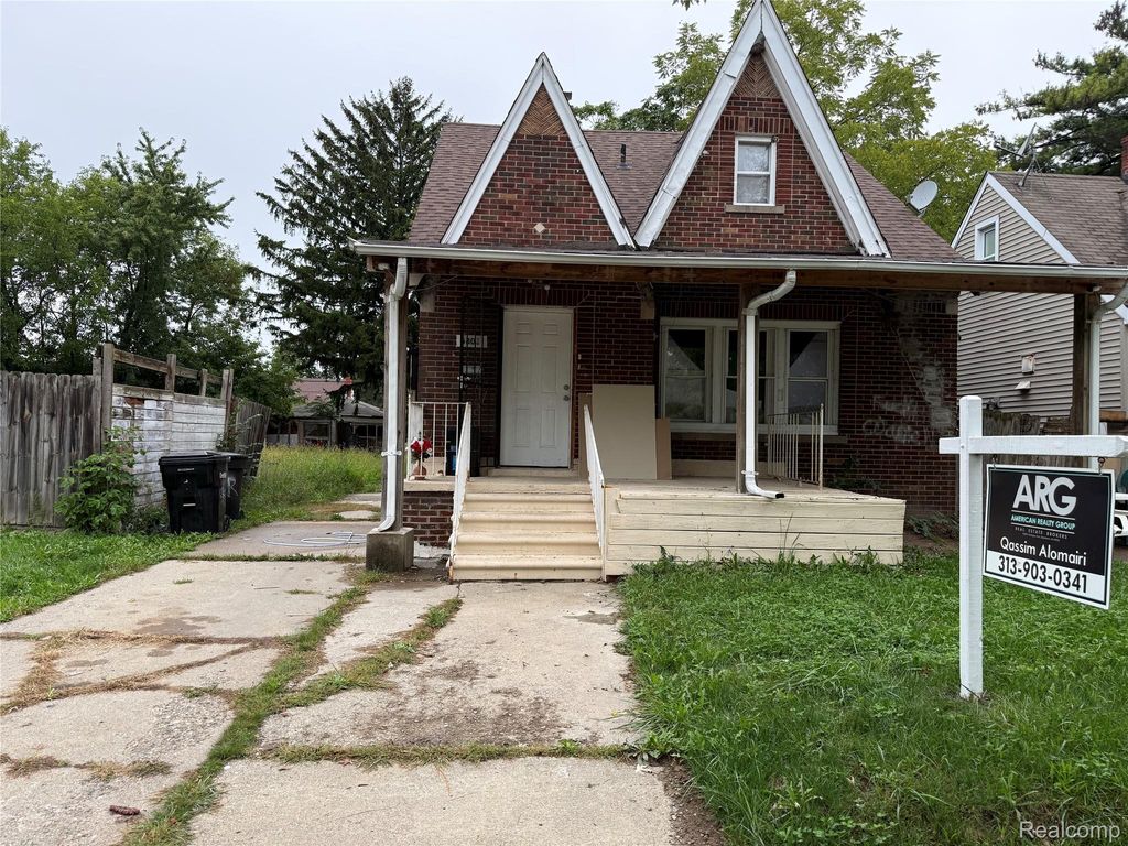 6801 RUTLAND Street, Detroit, MI 48228