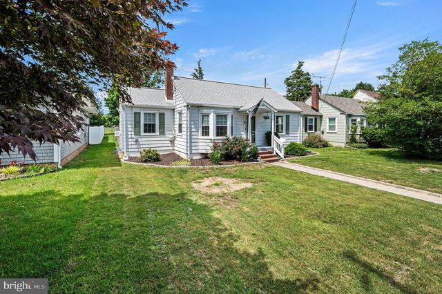 39 PINE ST, Dover, DE 19901