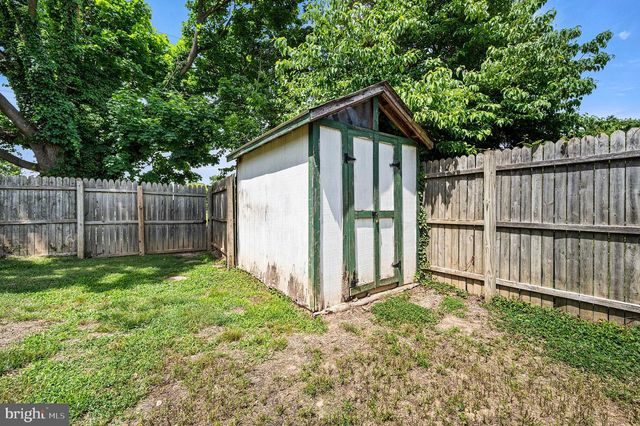 39 PINE ST, Dover, DE 19901