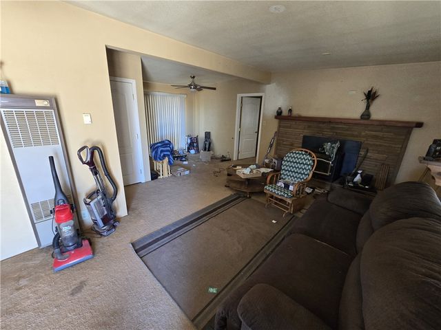 3390 El Dorado, Yucca Valley, CA 92284