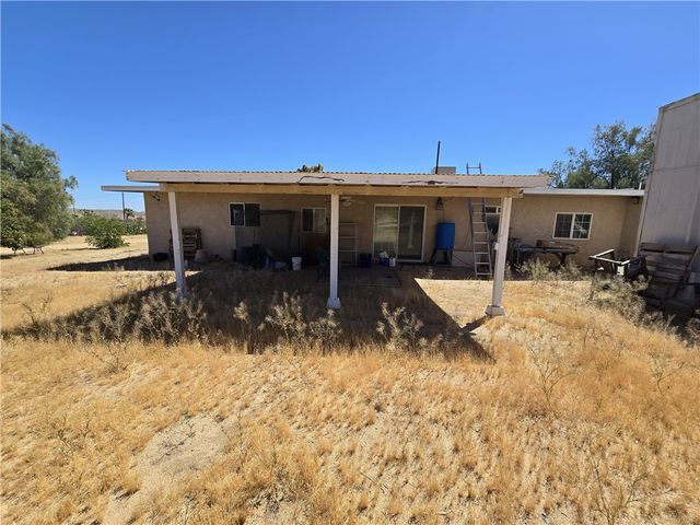 3390 El Dorado, Yucca Valley, CA 92284