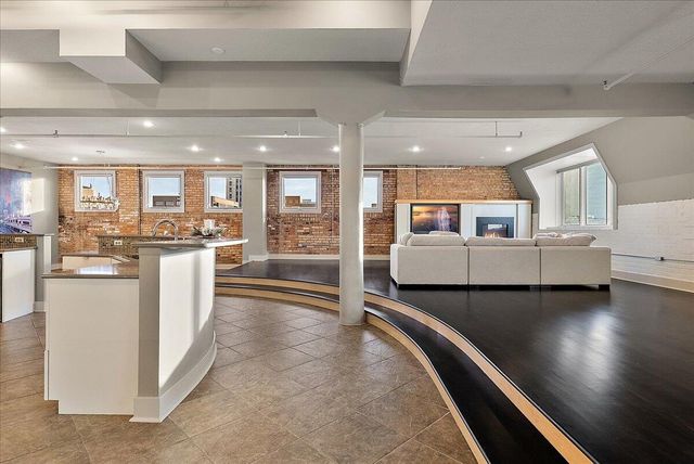 230 N Kalamazoo Mall 401, Kalamazoo, MI 49007