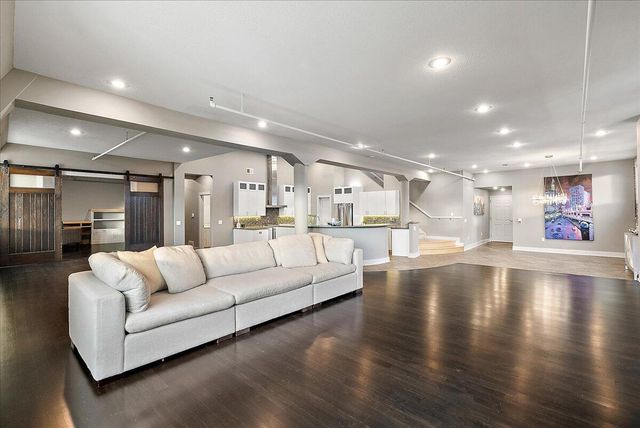 230 N Kalamazoo Mall 401, Kalamazoo, MI 49007