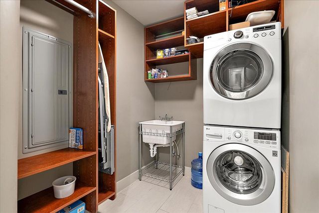 230 N Kalamazoo Mall 401, Kalamazoo, MI 49007