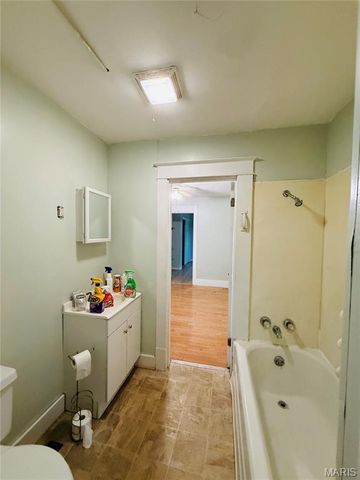 518 Wyss Avenue, Alton, IL 62002
