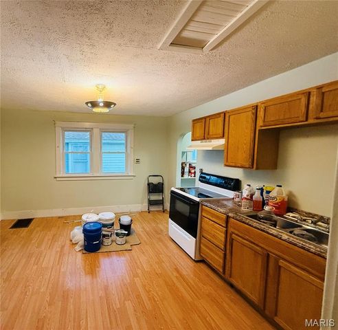 518 Wyss Avenue, Alton, IL 62002