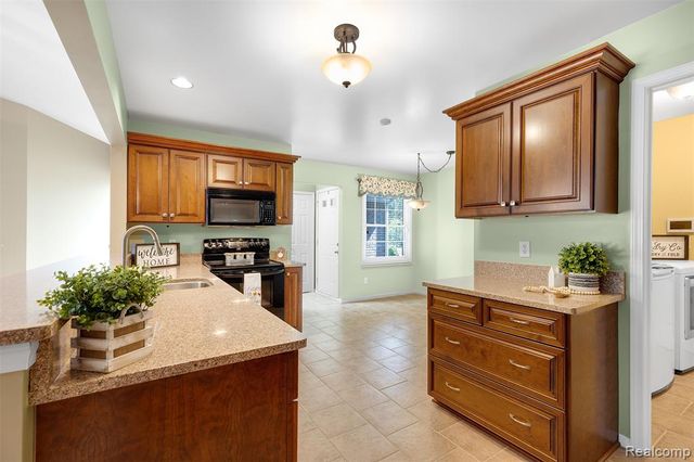 7348 Green Meadow Lane 9, Canton, MI 48187