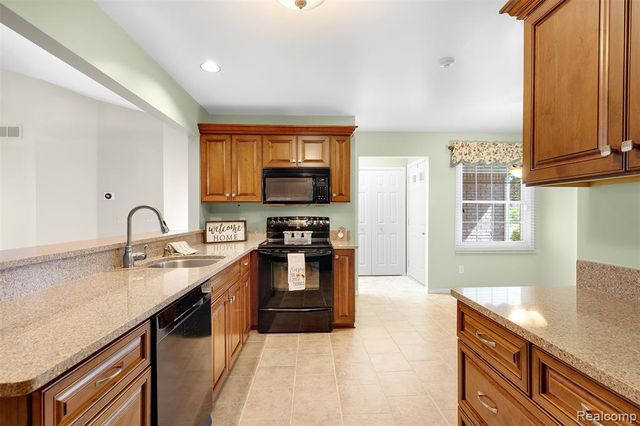 7348 Green Meadow Lane 9, Canton, MI 48187