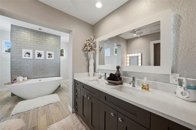 1740 AQUI ESTA DRIVE, Punta Gorda, FL 33950