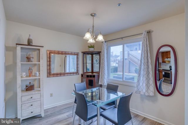 2705 CREEKSIDE DR, Newark, DE 19711