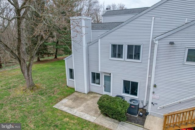 2705 CREEKSIDE DR, Newark, DE 19711